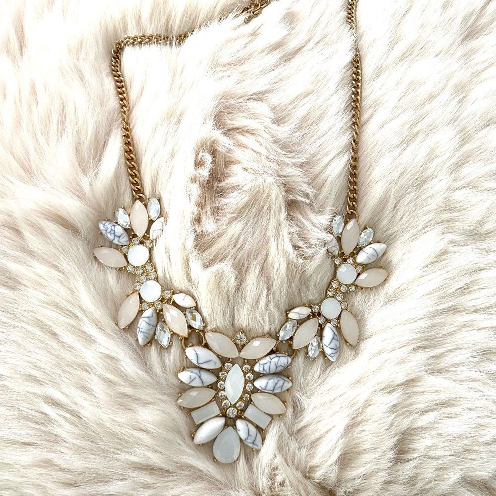 Statement necklace